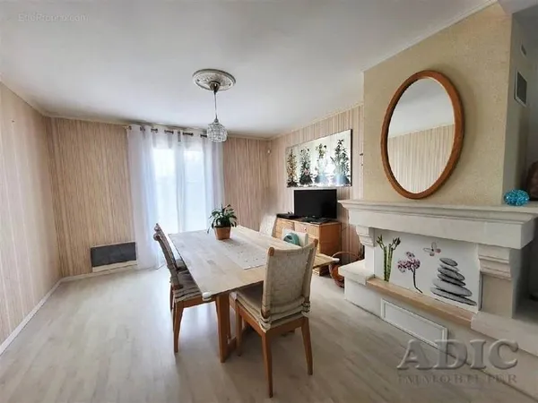 Maison 5 pièces 100 m²