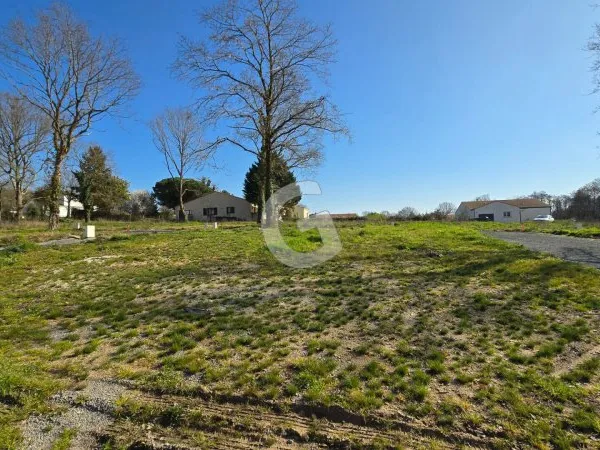 Terrain en individuel 585 m²