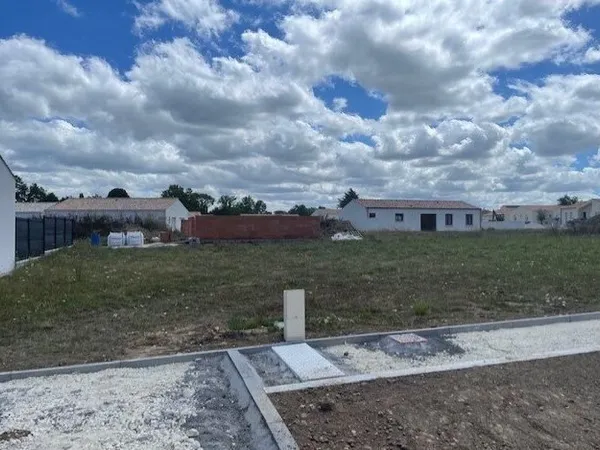 Terrain constructible Saintes