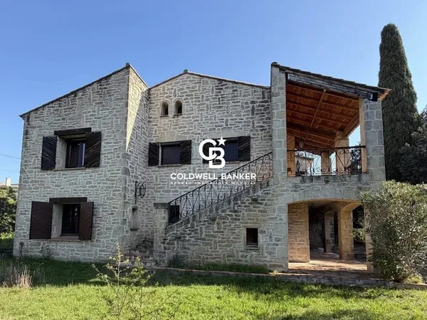 Maison à rénover au Crès