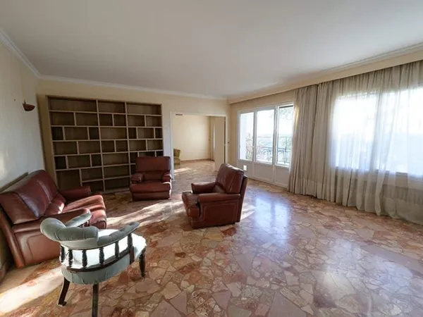 Appartement à Fontenay Sous Bois en limite de Vincennes 5 /6 pièces