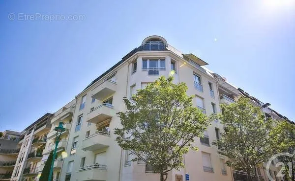 Résidence Services Seniors appartement de 48.5m2 aux Hespérides Victor Hugo