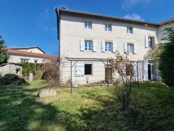 Maison de bourg - 160m ²