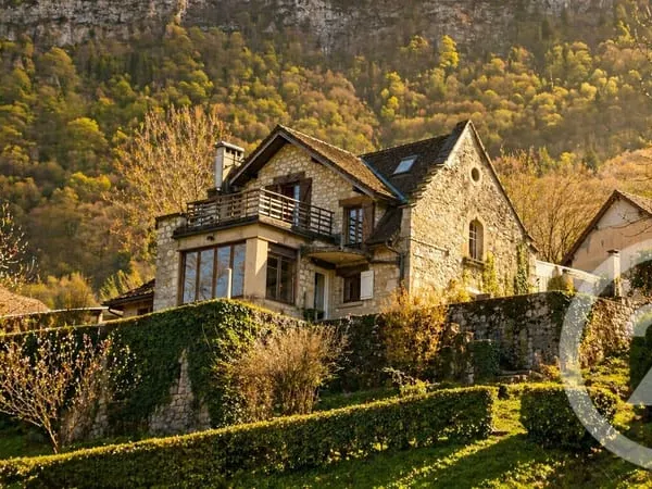 Maison 6 pièces 120 m²