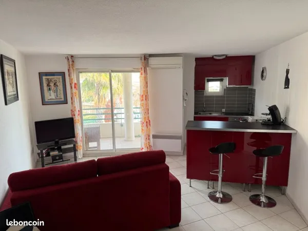 Appartement 2 pièces 220000