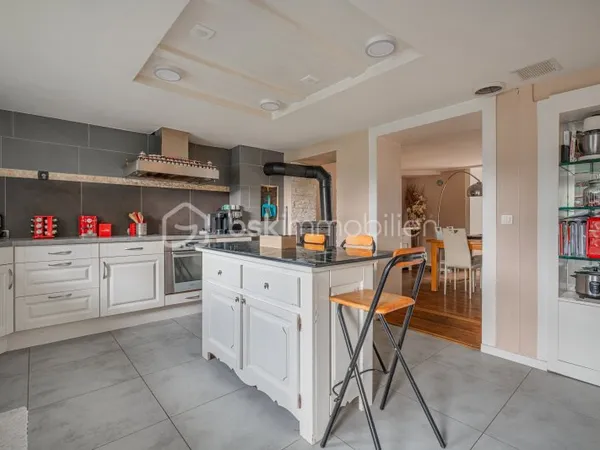 Maison 5 pièces 150 m²