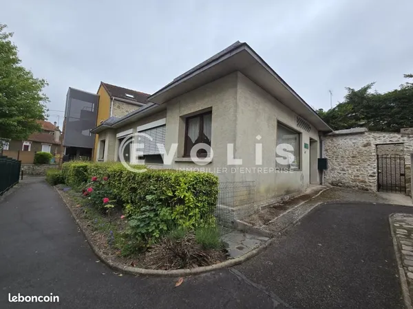 Bureaux 106 m²