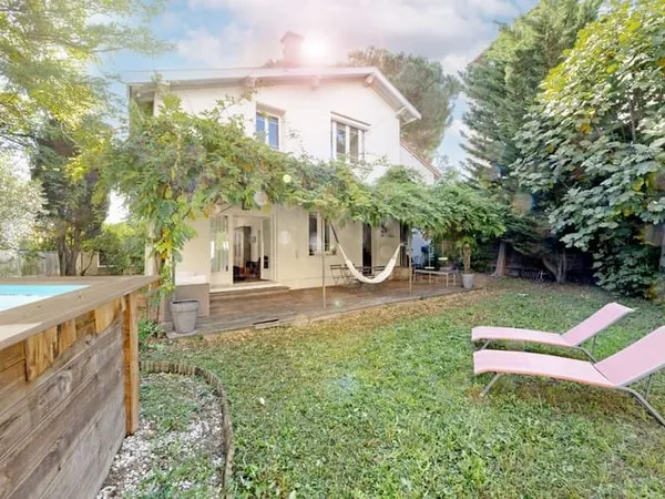 Maison 5 pièces 170 m²