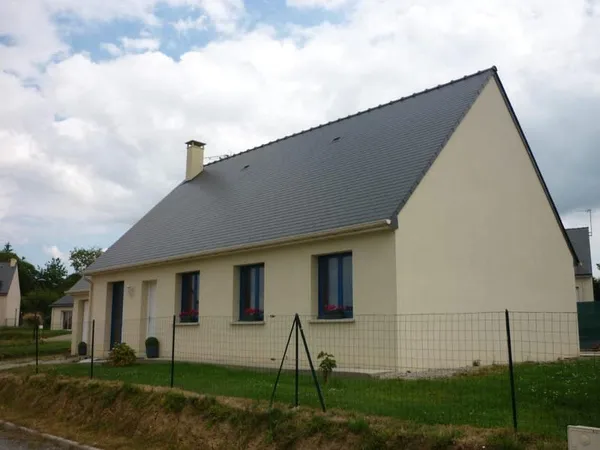 Plain Pied 3 Chambres+Garage+Terrain