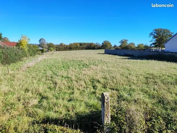 Terrain 1423 m² SAINT GEORGES DE POISIEUX