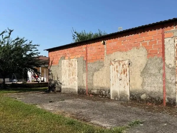 Local 150 m² Saint-Sulpice-la-Pointe