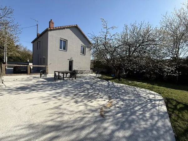 Maison - 4 pièces - 112m2 - Bellerive-sur-allier