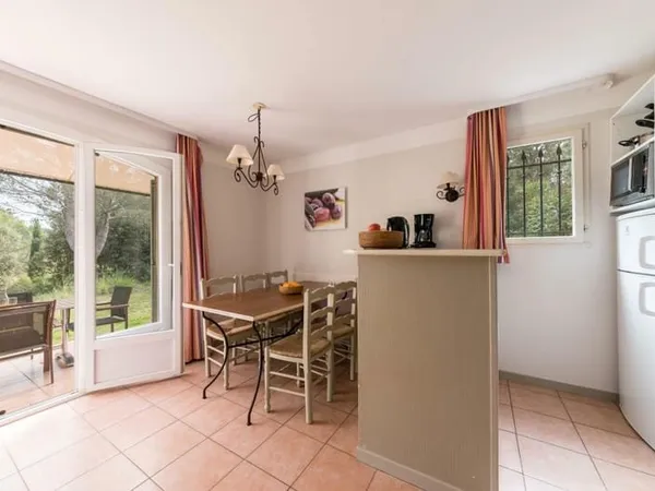Très beau T2 34.53 m² - Résidence Pont Royal à Mallemort