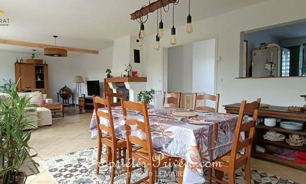 Maison 5 pièces - 2 chambres - Sous-sol total - Jardin au Plessis-Grohan