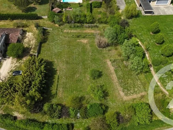 Terrain 2779 m²