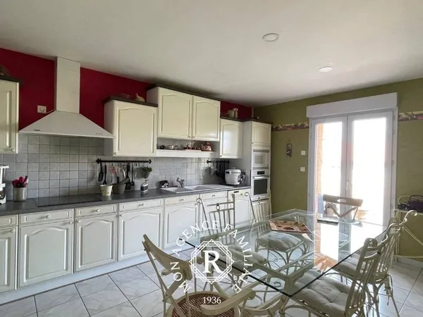 Maison de plain-pied 5 pièces 115 m²