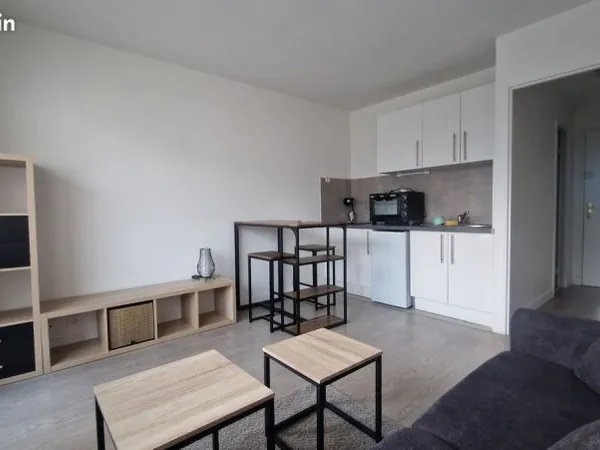 Studio meublé proche frontière