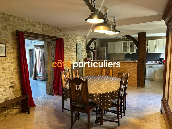 Maison 5 pièce(s) 145 m2 BERNESQ
