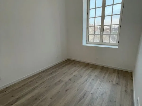 T3 lumineux 75m2 refait à neuf