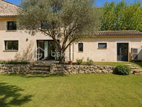Maison 6 pièces 146 m²
