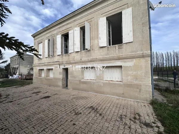 Maison 6 pièces 135 m²