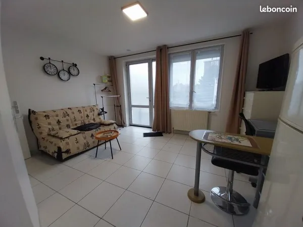 Vente studio meublé