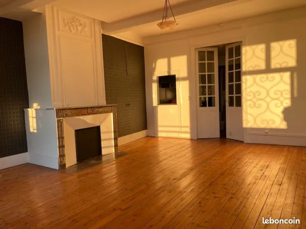 Loue appartement T1 de 45 m2 meublé avec balcon