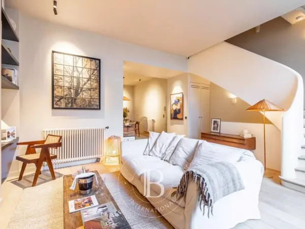 PARIS 10 - APPARTEMENT - 2 CHAMBRES - 4 ADULTES