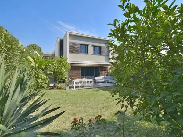 Villa 4 pièces 94 m²