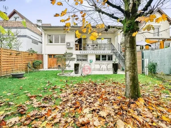 Maison 6 pièces 140 m²