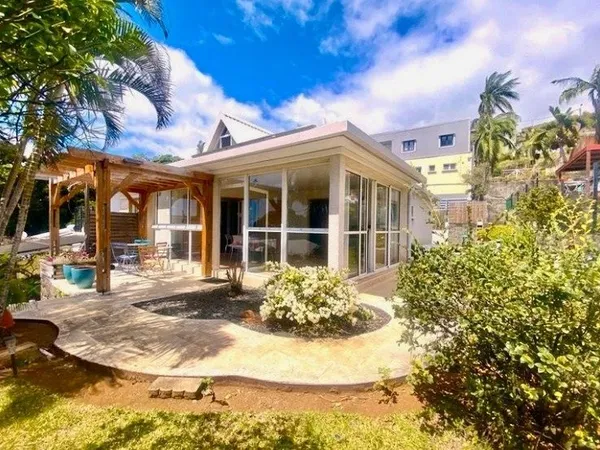 Maison à vendre 6 pièces SAINT DENIS (974)