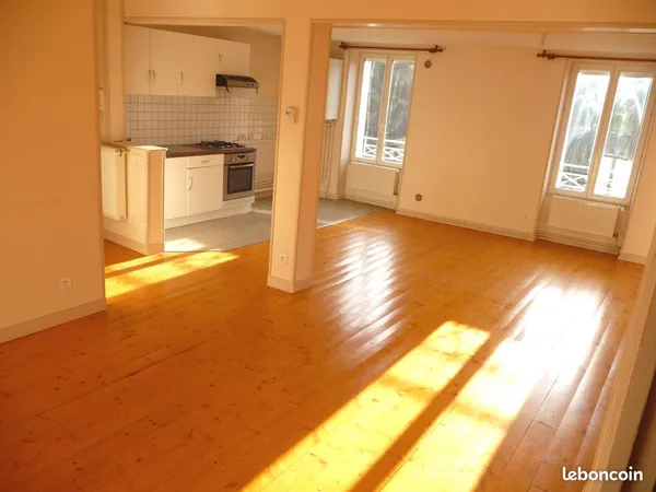 Montagne thiernoise T3 65 m² 434 CC Non meublé