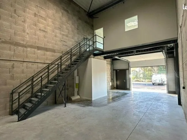 LOCAL D'ACTIVITE 87 m² VALENCE