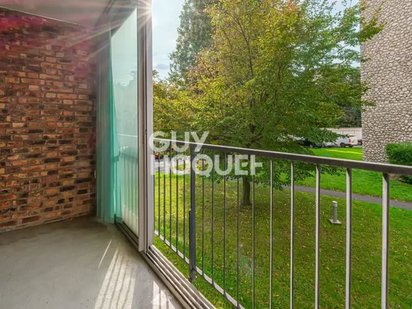 Appartement 3 Pièces proche gare avec balcon