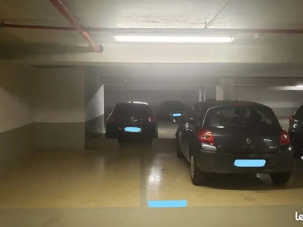 Place de Parking - Métro Asnières Les Courtilles