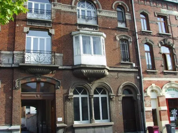 Maison 6 pièces 220 m²