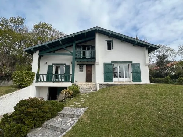🏡 Location étudiante / Bail mobilité - Maison meublée 143 m² - Bidart centre