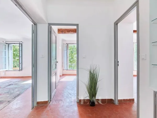 Aix en Provence - Appartement de charme avec ascenseur