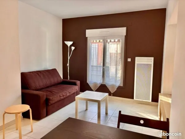 Studio 1 pièce 19 m²