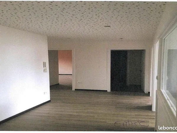 Mulhouse Centre - T4 93 m² loué - 7,3 % rentabilité -