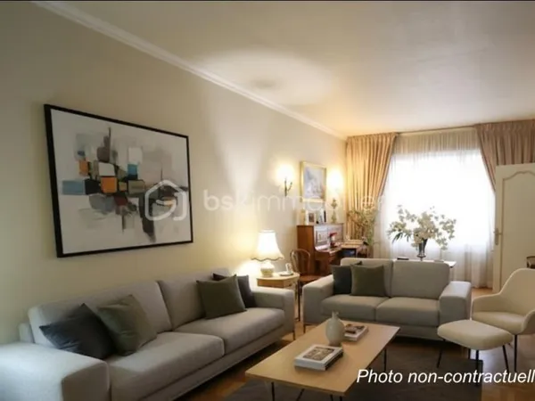 Maison 9 pièces 215 m²
