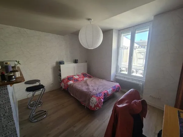 Studio situé 5 rue des Aix
