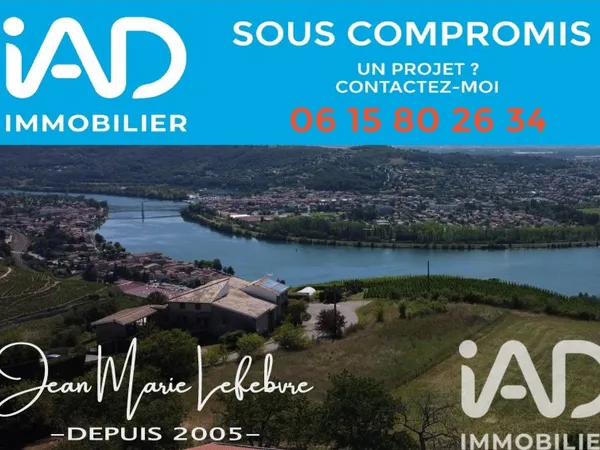 Terrain 303 m²
