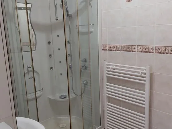 Appartement F2 (60m2) +garage sous-sol centre ville