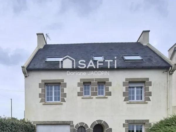 Maison familiale, nombreux atouts, à découvrir !