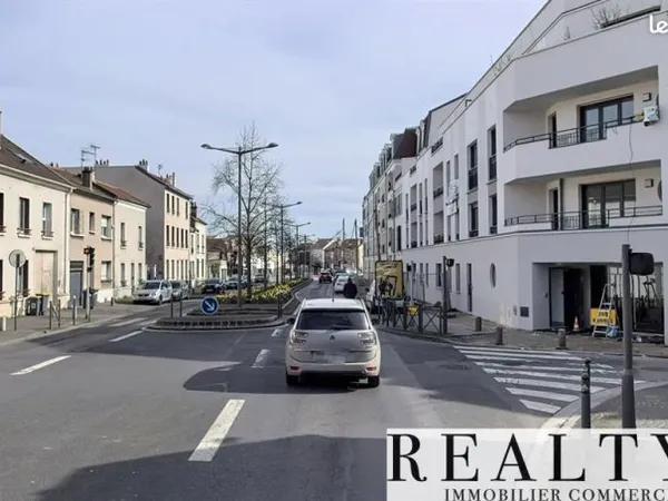 Local bureaux 138 m²