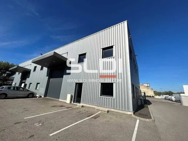 Local d'activité 340 m²