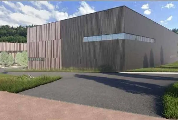 Local d'activité 9500 m²