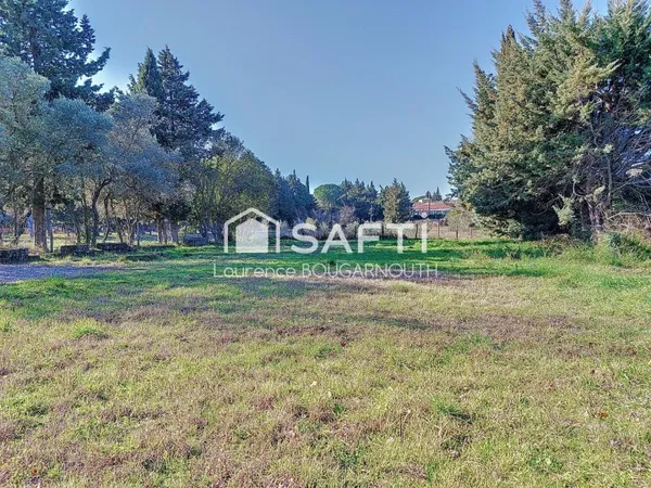Terrain à bâtir - 833 m²