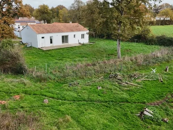 MAISON 3 CHAMBRES CAMPAGNE APREMONT